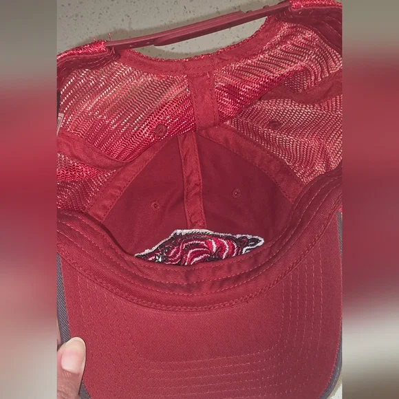 Arkansa Razorback Baseball Cap - Picture 4 of 4
